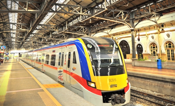 【マレー鉄道利用】世界遺産マラッカ日帰り観光｜ジョンカーストリート｜水上モスク｜名物チキンライスボール昼食付き＜午前発／日本語／復路電車＞