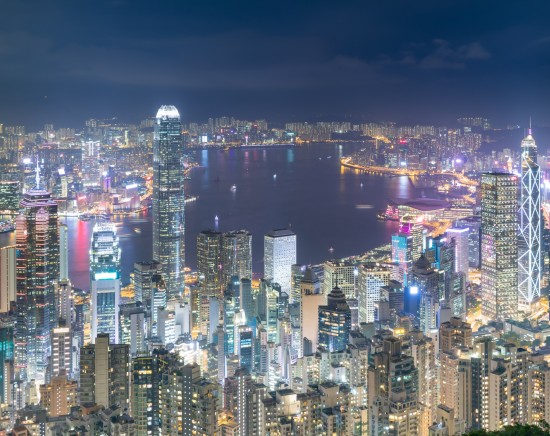 香港の夜景を大満喫！ビクトリアピークからの100万ドルの夜景観賞とビクトリアハーバーの壮大な夜景鑑賞ツアー＜日本語ガイド＞